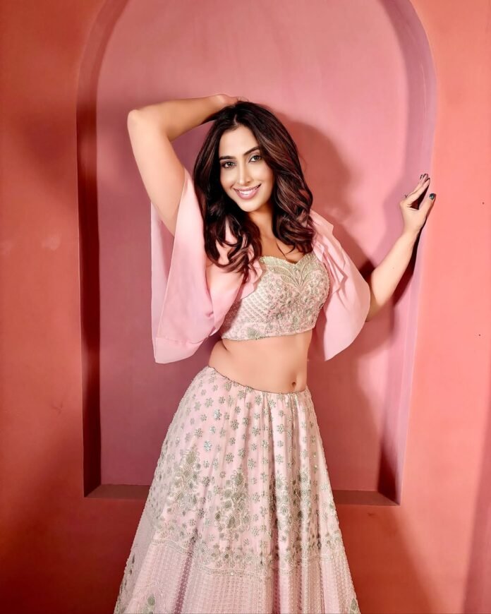 Blushing in my favourite hue 🌸 and celebrating my vibe ✨Photography @sharatchandraphotography O